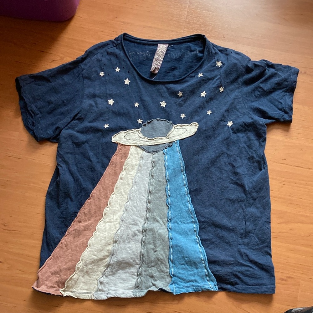 Magnolia Pearl Blue and Brown Short Sleeve Tee